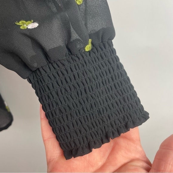 CAbi‎ Alegria Black Embroidered Peasant Blouse Sheer Smocked Neck & Cuffs XS - Picture 6 of 16